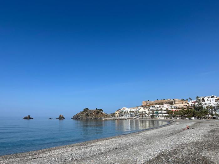 Piso Almuñécar céntrico.