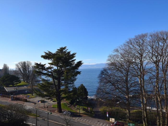 Studio spacieux au cœur dÉvian-les-Bains, balcon, proche centre - FR-1-498-58