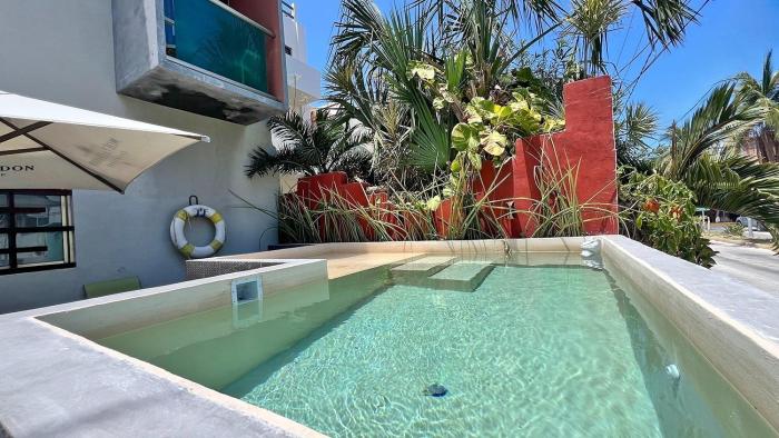 Beachside Oasis ! Spacious ½ block from the Beach