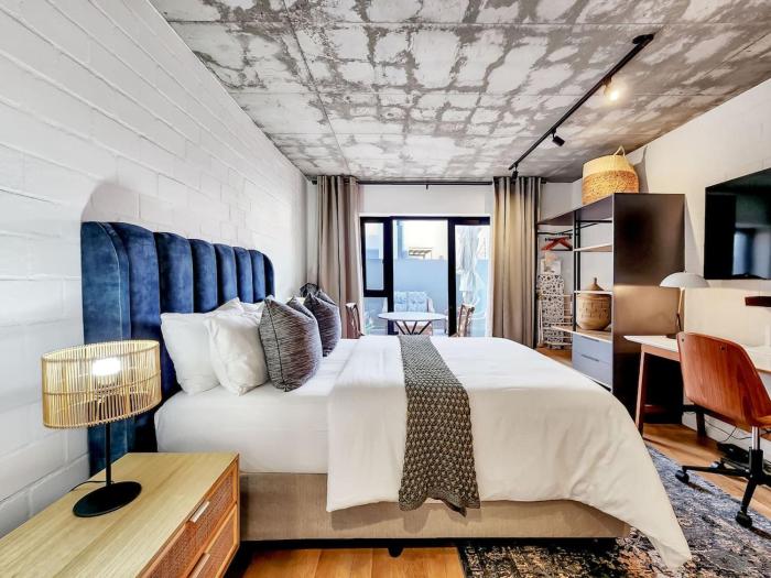 Boutique Home in Vibrant Sea Point