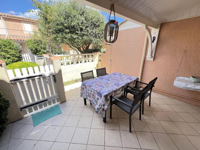 Pavillon pour 45 pers, proche plage, parking privé et climatisation - FR-1-781-91