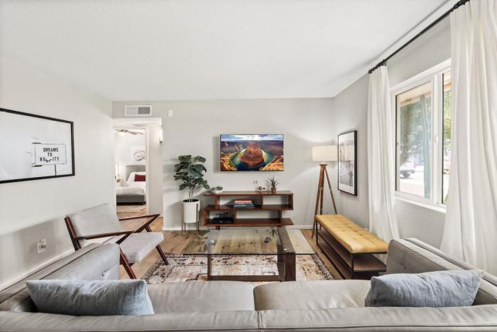 Fashion Square Apt1 SWVillage Scottsdale 8Plex