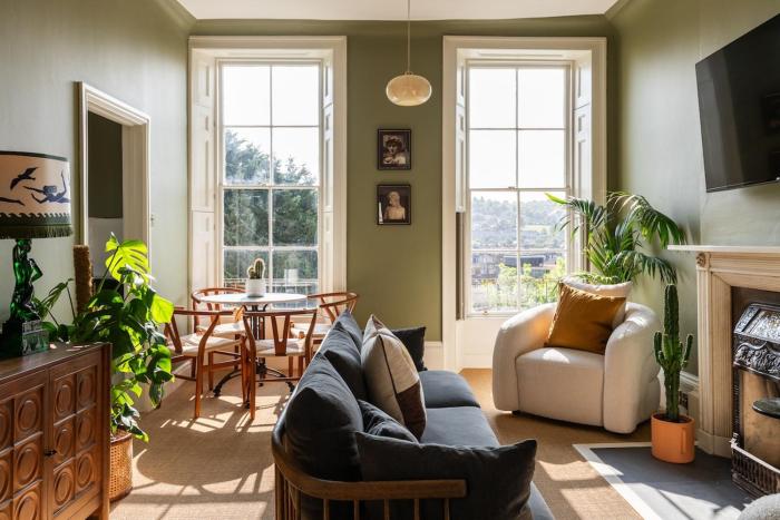 Bladud Buildings - Designer 2-Bed Apartment in Bath - Walk Everywhere
