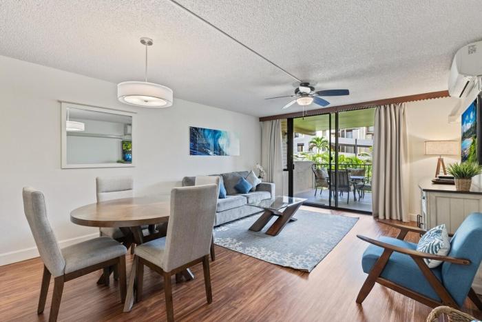 Kamaole Sands 8-204- Kihei resort condo, AC, across street from beach