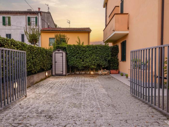 Apartment in Lucca near Historic City Walls