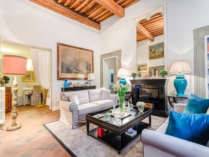 Apartment in Lucca near Piazza San Michele