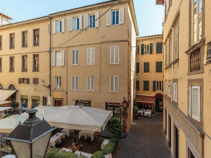 Apartment in Lucca near Piazza San Michele