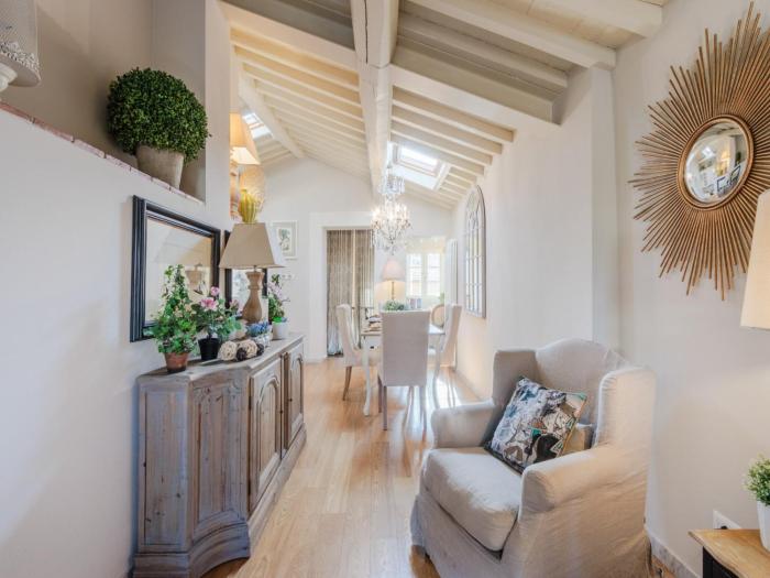 Penthouse in Lucca near Botanical Garden