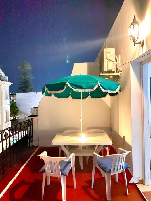joli appart avec terrasse au centre ville