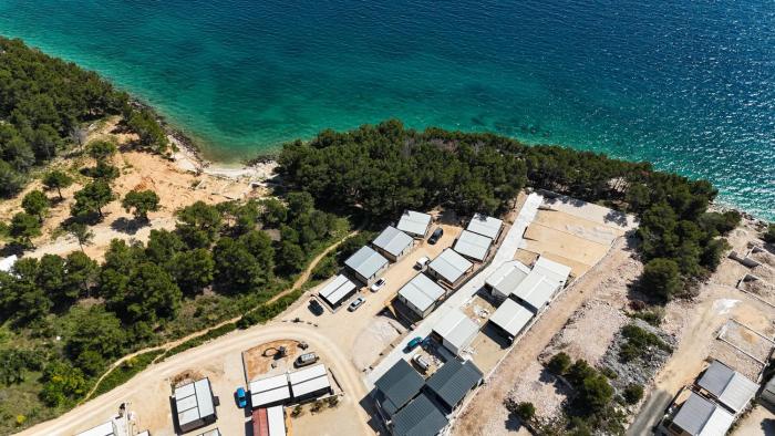 INNOVA TravelVir - Mobhome GITA