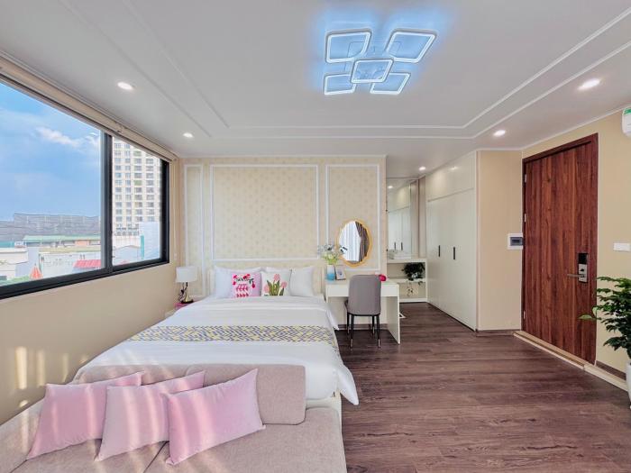 T98 Westlake Quang An - Tay ho Center Garden View Studio!