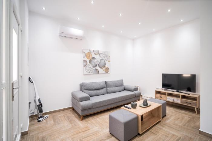 Kyras Luxury Suites 4