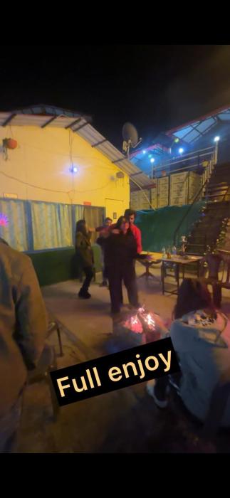 Whispering wood camps and cottage