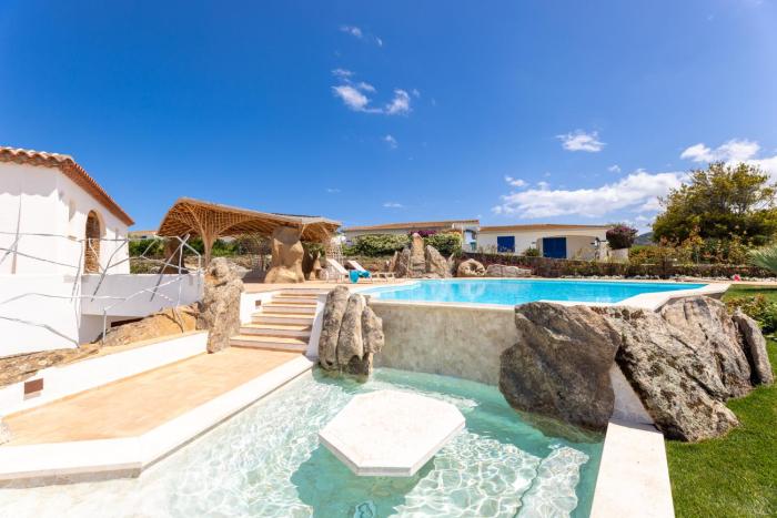 Menhir Boutique Apartments- Adult Only- by Obiettivo vacanza Budoni