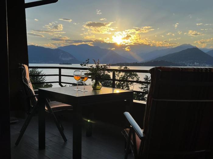 New Cozy Stay with Lakeview