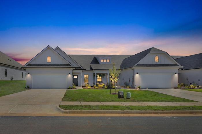 Modern Nest - Huntsville Hideaway home