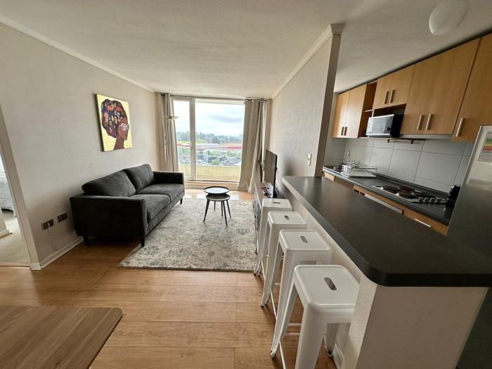 Cerca del aeropuerto, mall, Suractivo, casino, y todo !!