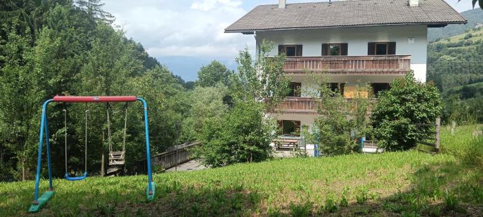 SAN PIETRO DOLOMITI Small Budget Hotel