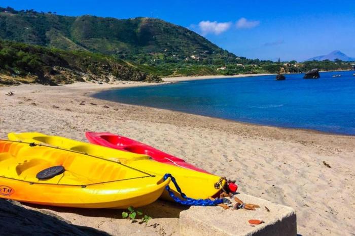 Villa al mare Baia Emiri Mazzaforno Cefalù