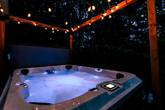 Le Chalet Bleu, spa au bord du lac