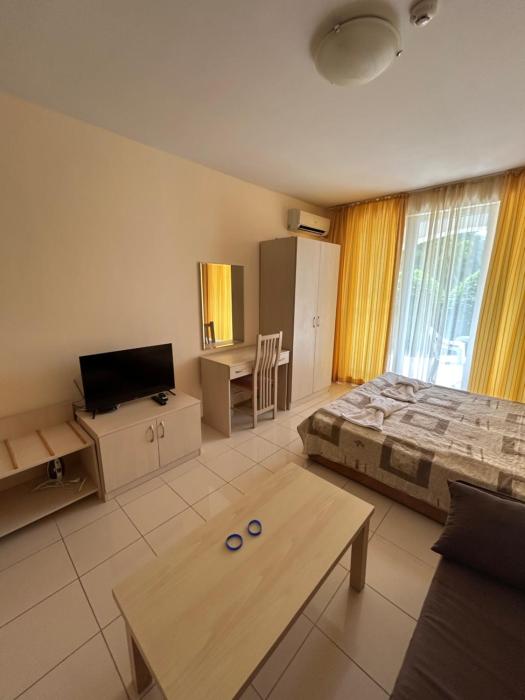 Harmony Hills Tomovi Apartment C12