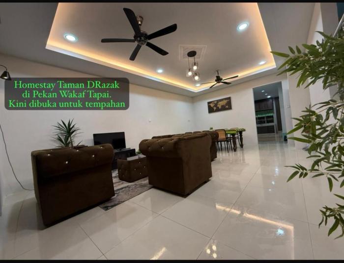 Adams Nur Homestay Taman D Razak Wakaf Tapai