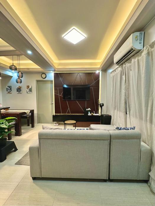 The Calm Nest by Luke and Nian