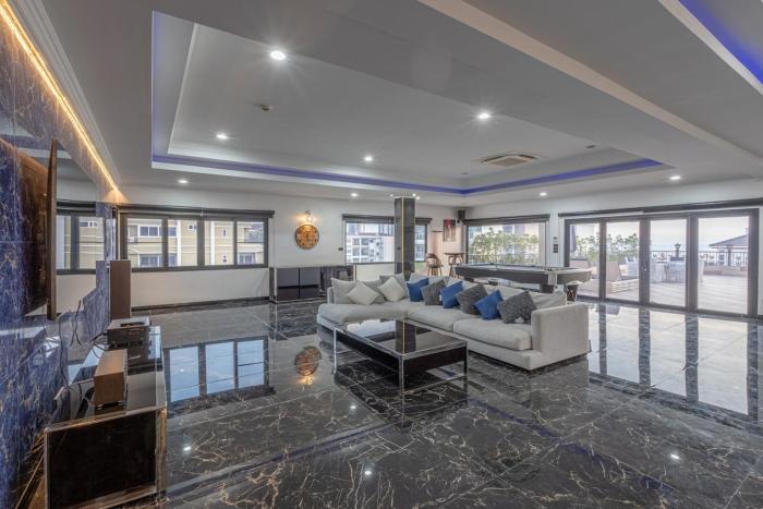 Pratumnak Penthouse x MonthStayz Thailand