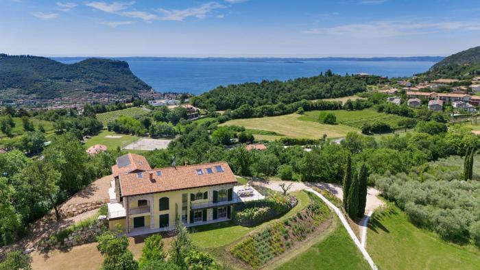 Villa Monte Orione Lake View & Spa
