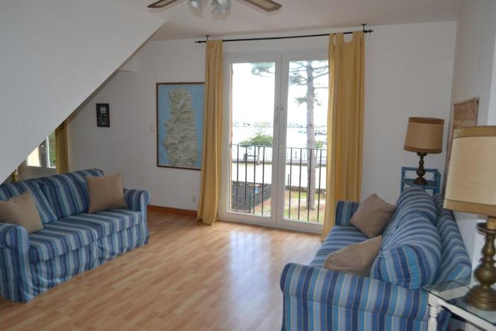 Cap Corse-Santa Severa, grande appartamento vista mare
