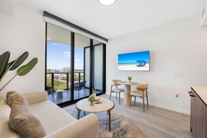Luxury Miami Beach Condo At 72 Park