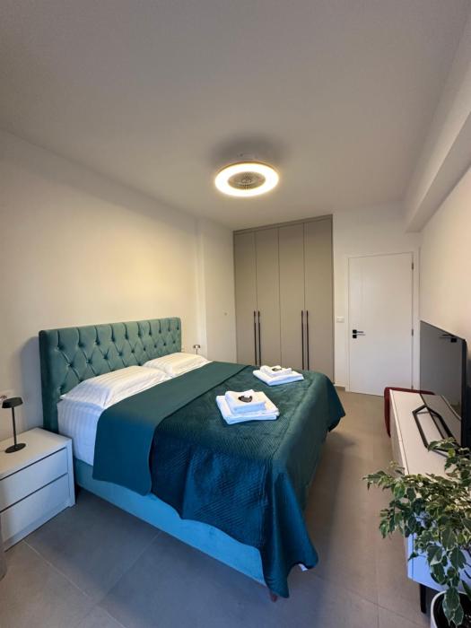 New Apartment Riverside