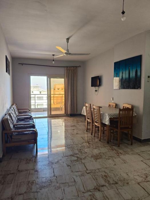 Downtown Apartment in Kamona Tower