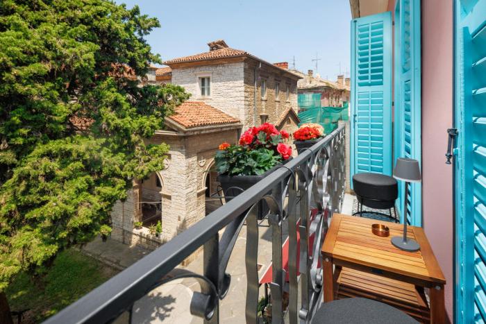 Old Town Nona Apartment - Balcony, Garden and Free Parking
