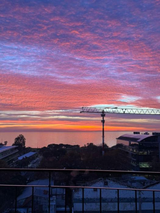 MONOAMBIENTE VISTA AL RIO