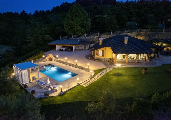 Villa Marinelli with private pool, hot tub and garden, Tuscany