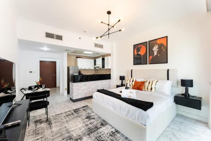 Stunning Studio in Burj Al Nujoom