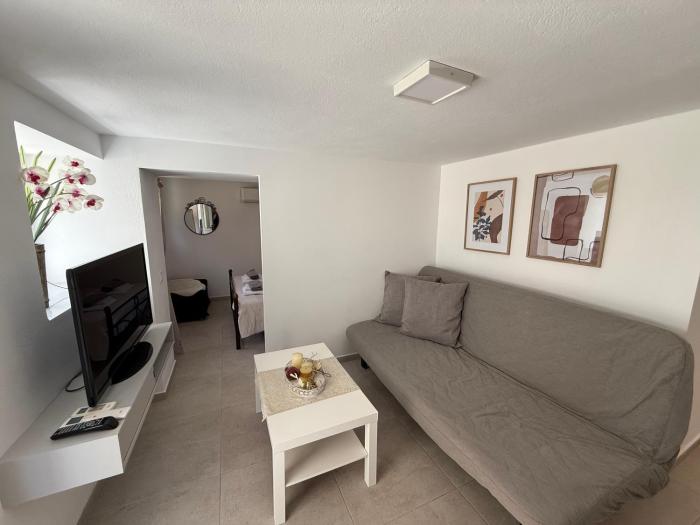 Eleousa Cozy Apartment