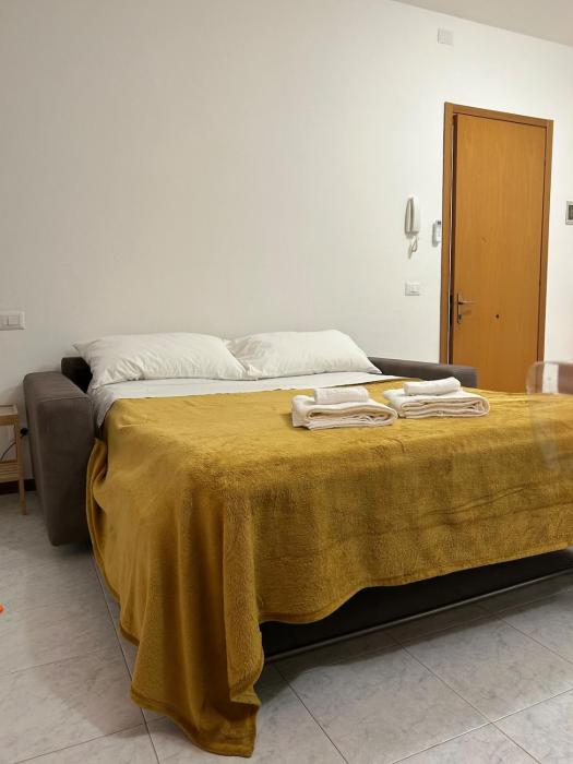 Mini apartment with private parking