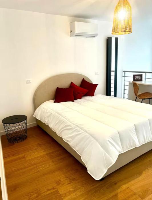 Porta Romana Moderno Loft di Design