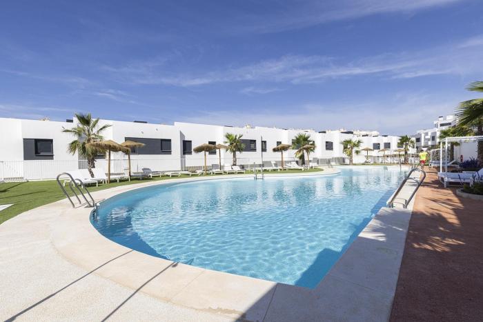 061 Brand New 2 Bed La Cala Townhouse, Sea Views
