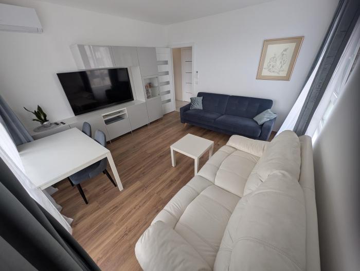 Dwupokojowe z osobną kuchnią na osiedlu Przystanek Międzylesie