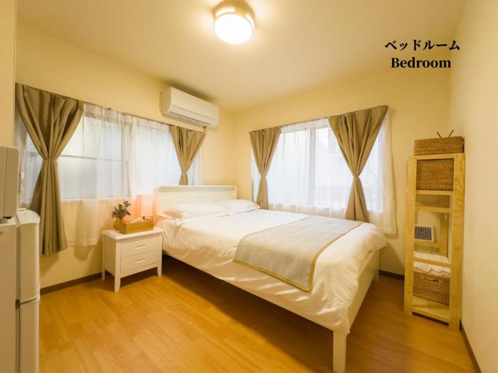 7時IN19時OUT # 新宿歌舞伎町エリアまで電車4分 # 駅近8分 # 専用バスキッチン # 最大3名 # 7 00 IN19 00 OUT # 4 min train to Shinjuku Kabukicho # 8 min walk to station # Private bath kitchen # Max 3