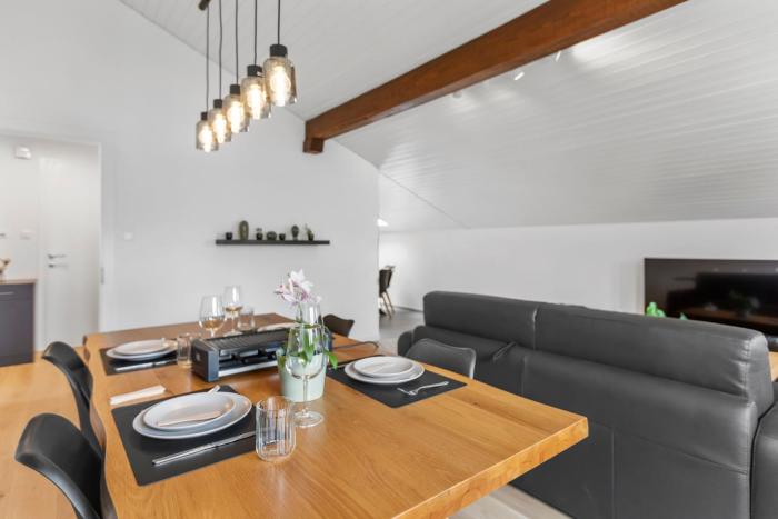 Attique rénové avec jacuzzi 6 pers à Savièse