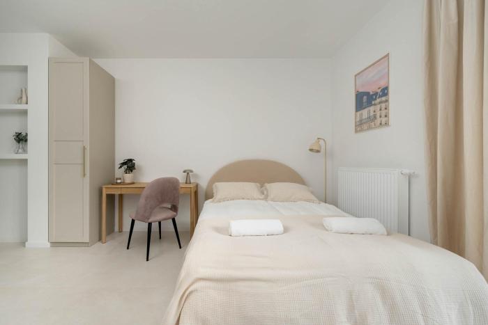 Exceptional Studio for 2 People by Noclegi Renters