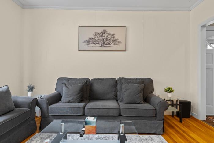 Totally Renovated 3Br Apartment