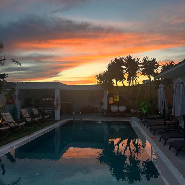 Mavi Yengeç Çeşme Butik Otel