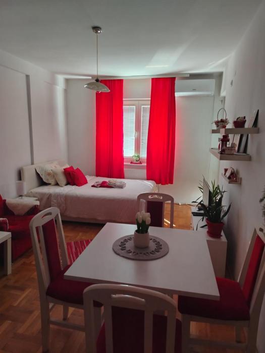 Apartman Mira
