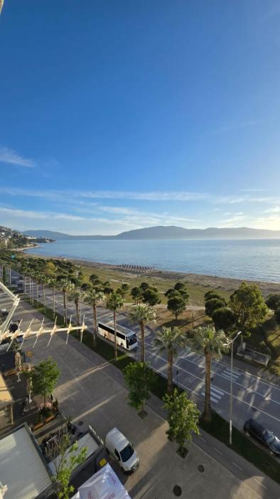 Beach Apartment Santi