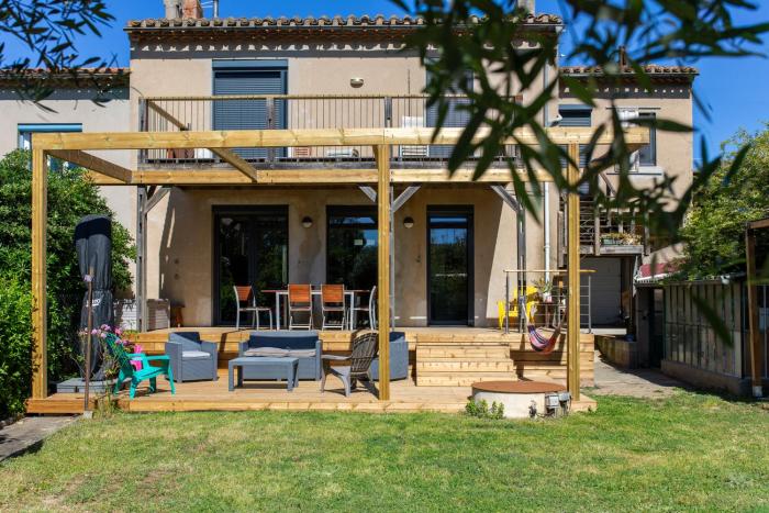 Maison, piscine & vue sur la Cité de Carcassonne